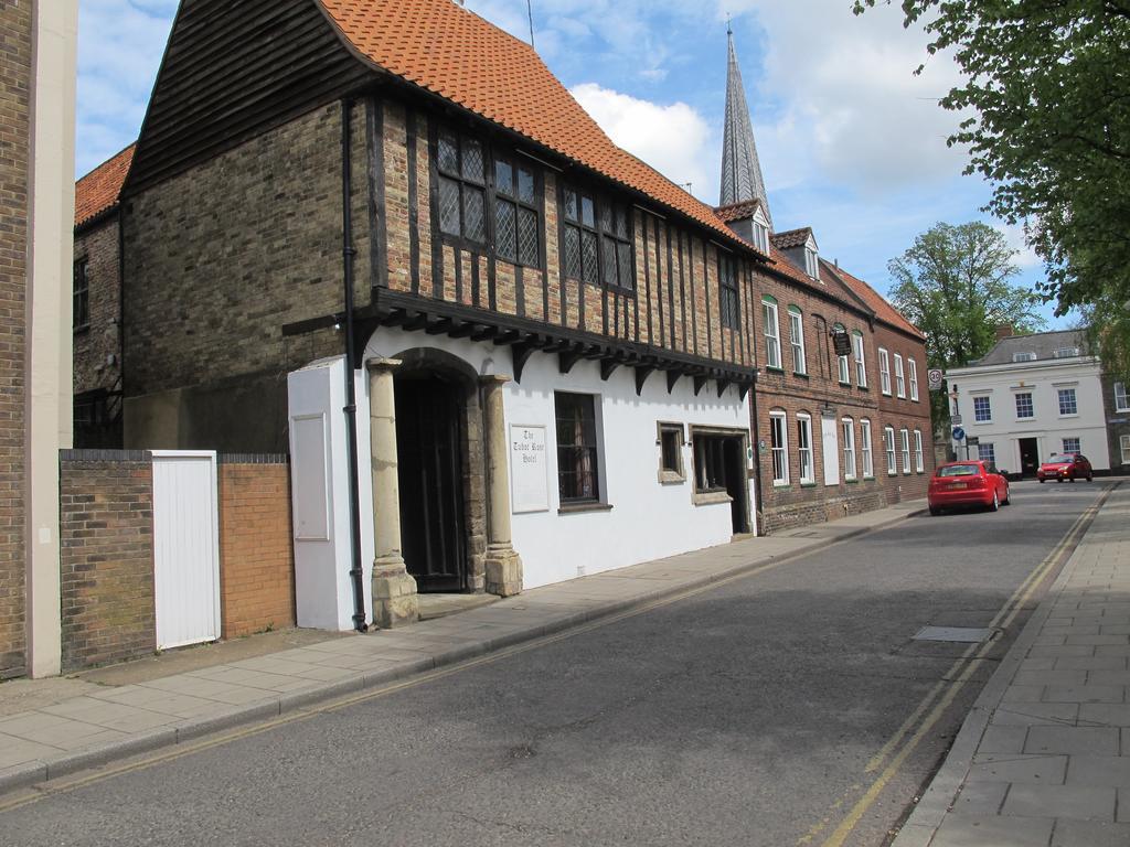 Tudor Rose Hotel King's Lynn Buitenkant foto
